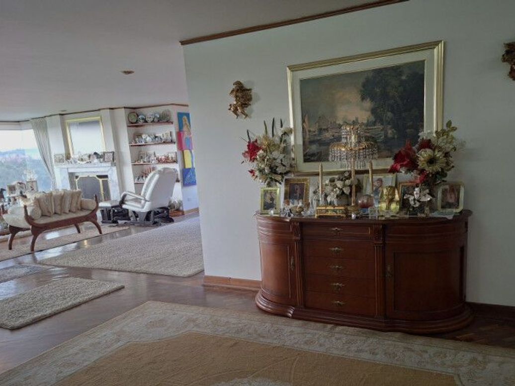 Apartamento de 4 alcobas en venta en Country Club, Bogotá, 380 m² · foto 13 de 20