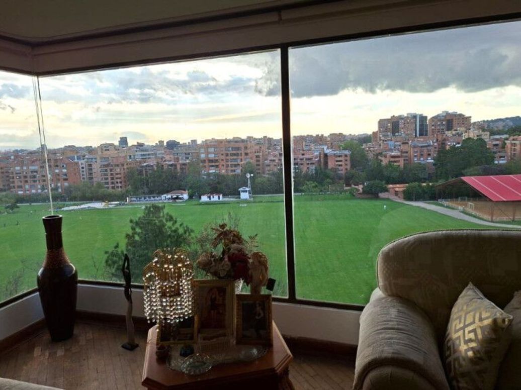 Apartamento de 4 alcobas en venta en Country Club, Bogotá, 380 m² · foto 6 de 20