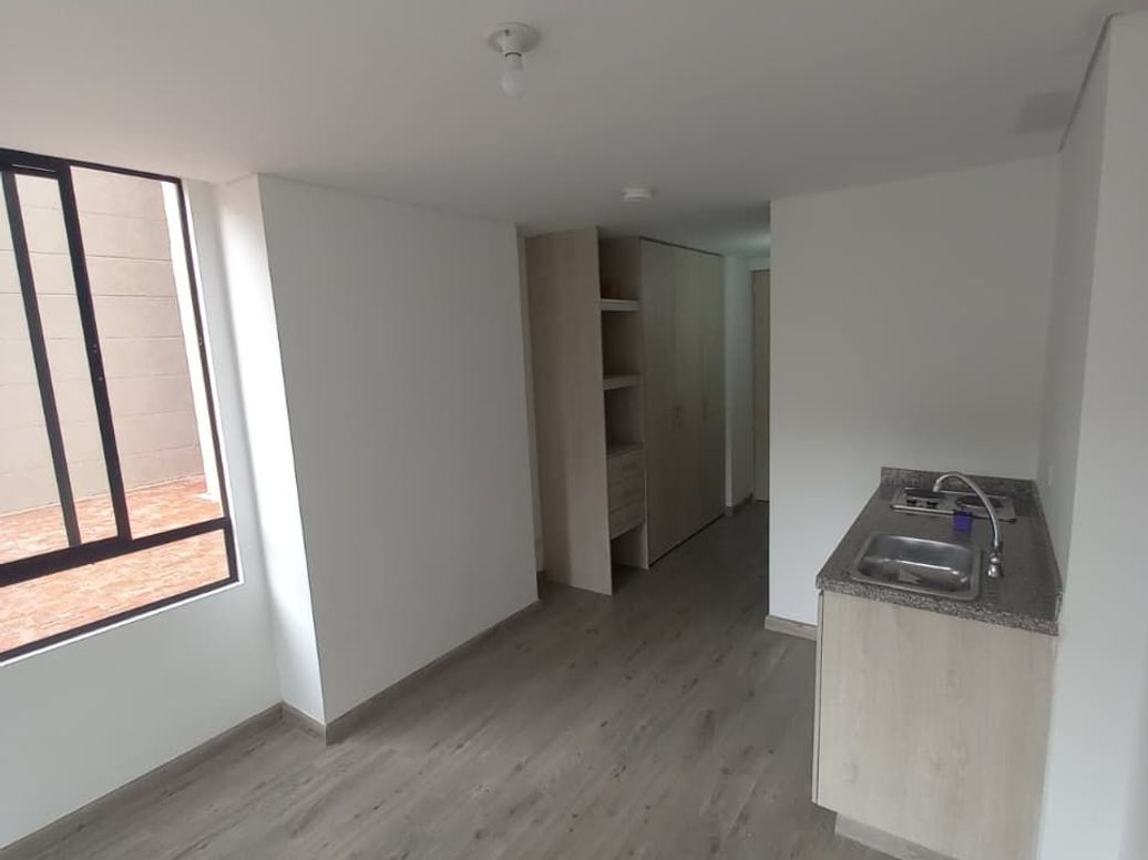 Apartaestudio en arriendo en Emaus, Bogotá, 28 m² · foto 13 de 20