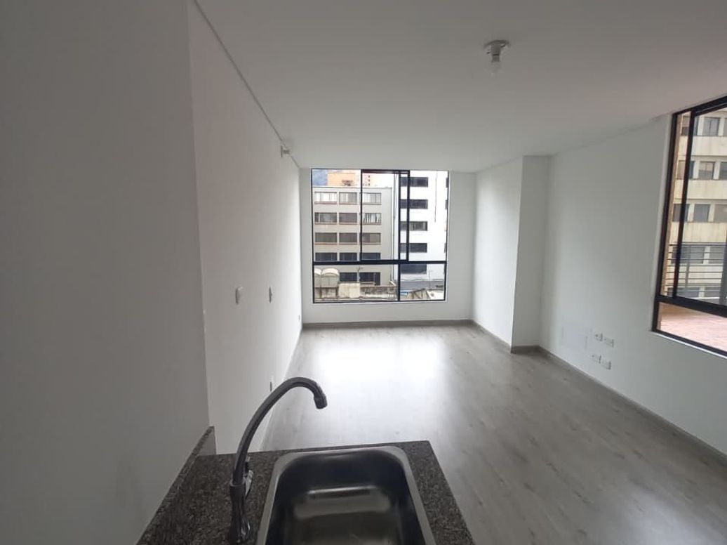 Apartaestudio en arriendo en Emaus, Bogotá, 28 m² · foto 11 de 20