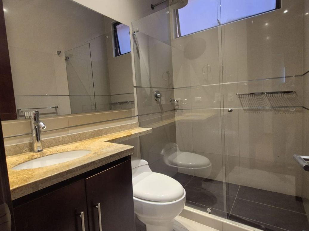 Apartamento de 2 alcobas en arriendo en Santa Bibiana, Bogotá, 100 m² · foto 10 de 13