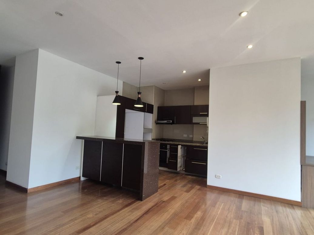 Apartamento de 2 alcobas en arriendo en Santa Bibiana, Bogotá, 100 m² · foto 4 de 13