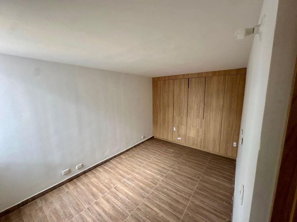 Apartamento de 2 alcobas en arriendo en Bogotá, Bogotá, 42 m² · foto 5 de 9