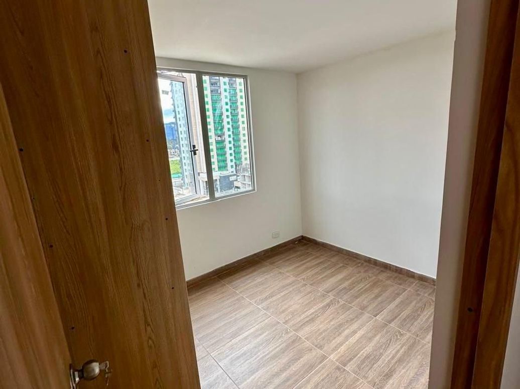 Apartamento de 2 alcobas en arriendo en Bogotá, Bogotá, 42 m² · foto 6 de 9