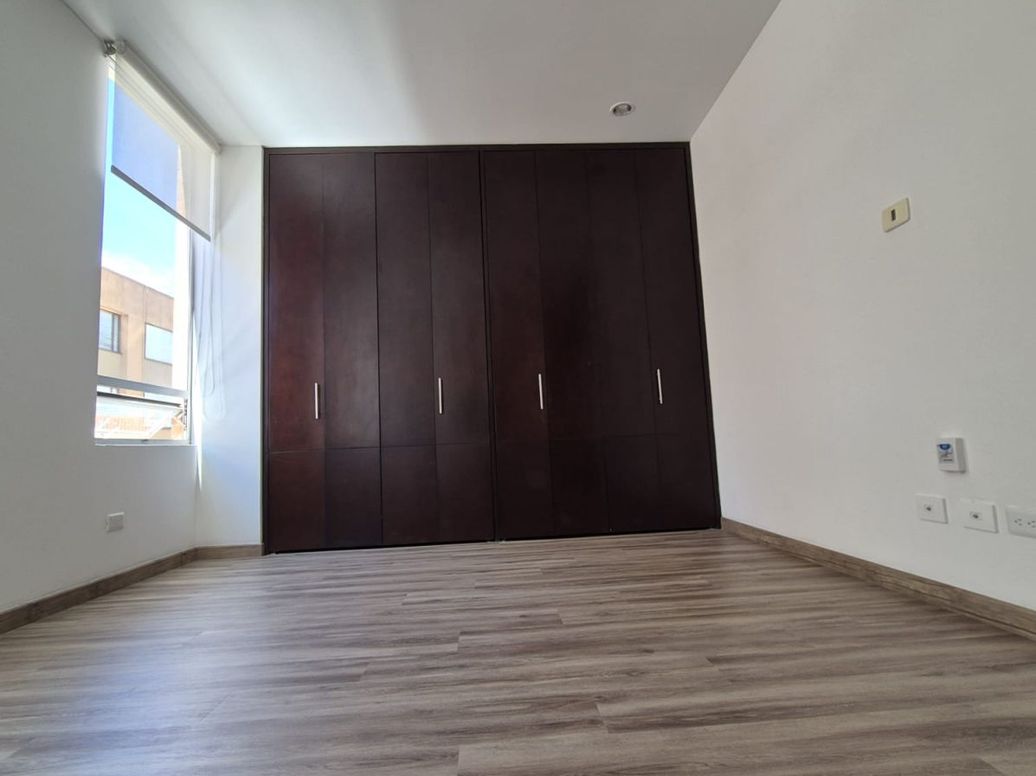 Apartamento de 1 alcoba en arriendo en Santa Barbara Occidental, Bogotá, 66 m² · foto 12 de 17