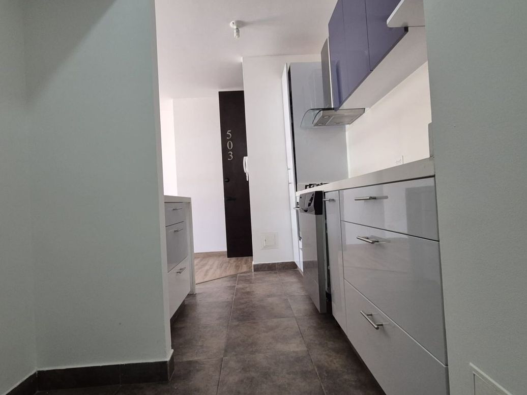 Apartamento de 1 alcoba en arriendo en Santa Barbara Occidental, Bogotá, 66 m² · foto 5 de 17