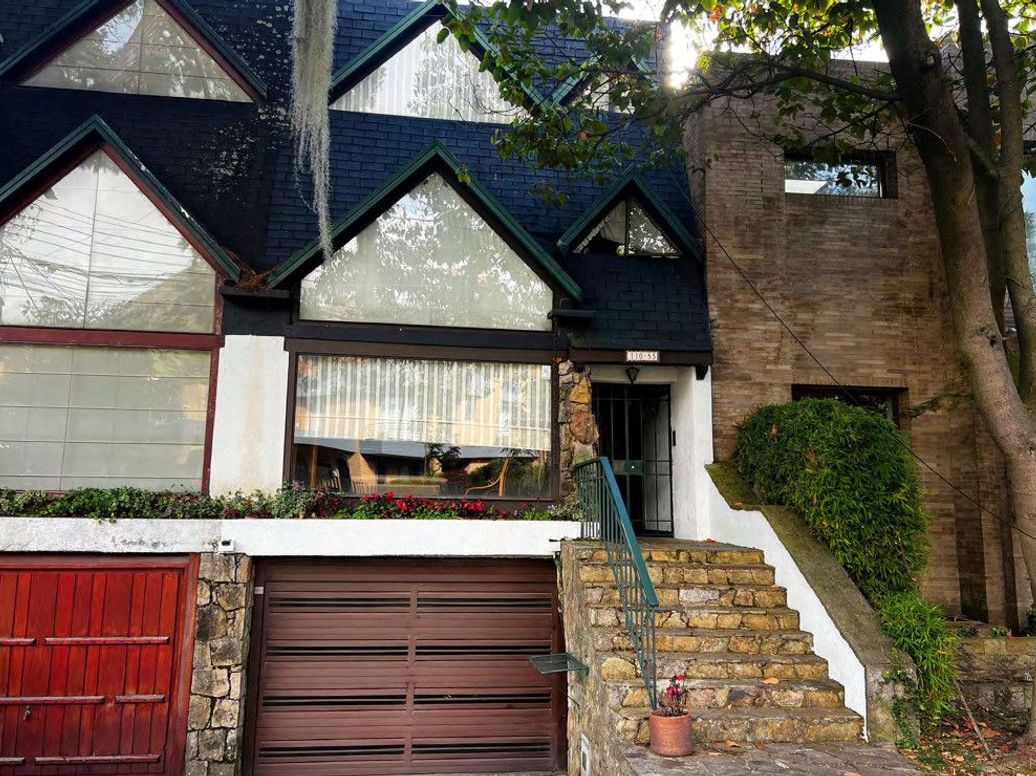 Casa de 5 alcobas en venta en Santa Ana Oriental, Bogotá, 250 m² · foto 2 de 20