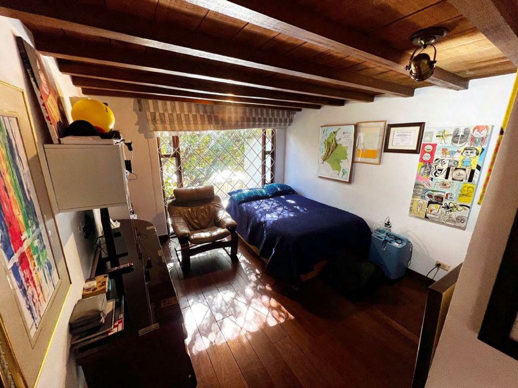 Casa de 5 alcobas en venta en Santa Ana Oriental, Bogotá, 250 m² · foto 18 de 20