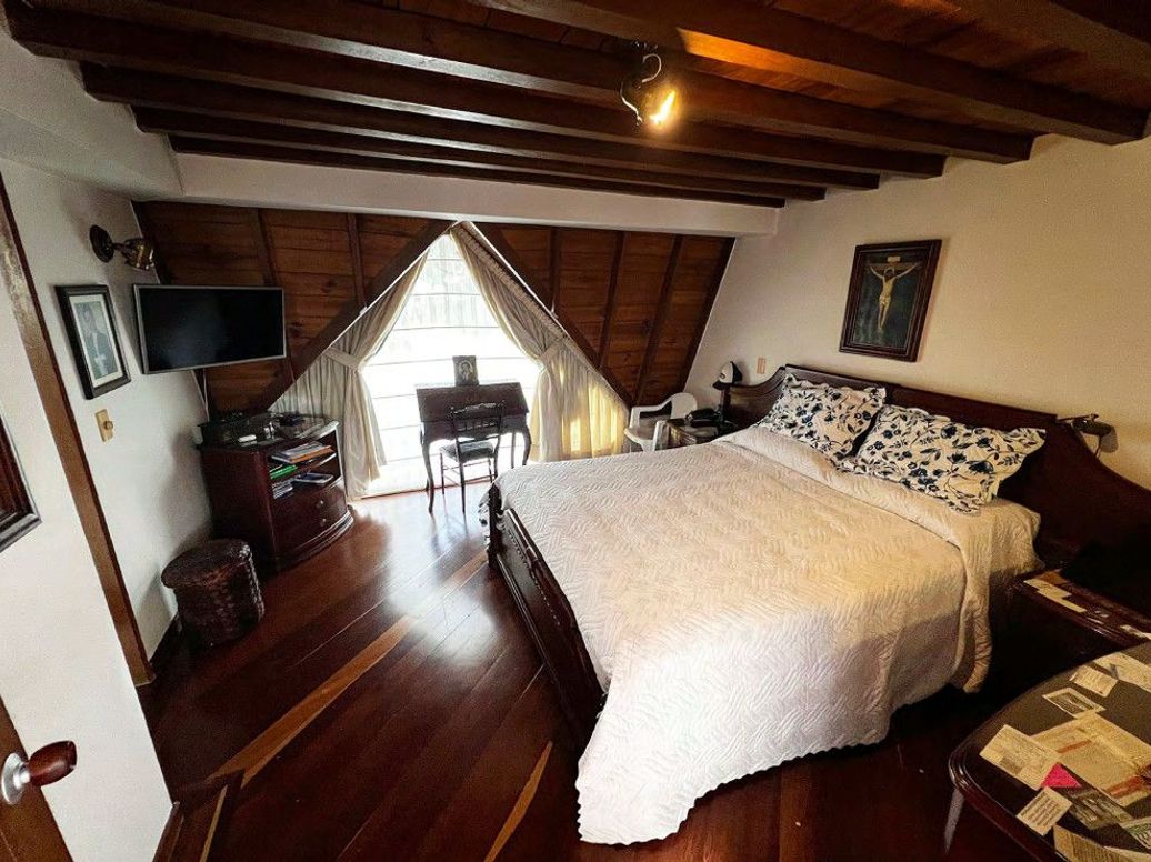 Casa de 5 alcobas en venta en Santa Ana Oriental, Bogotá, 250 m² · foto 20 de 20