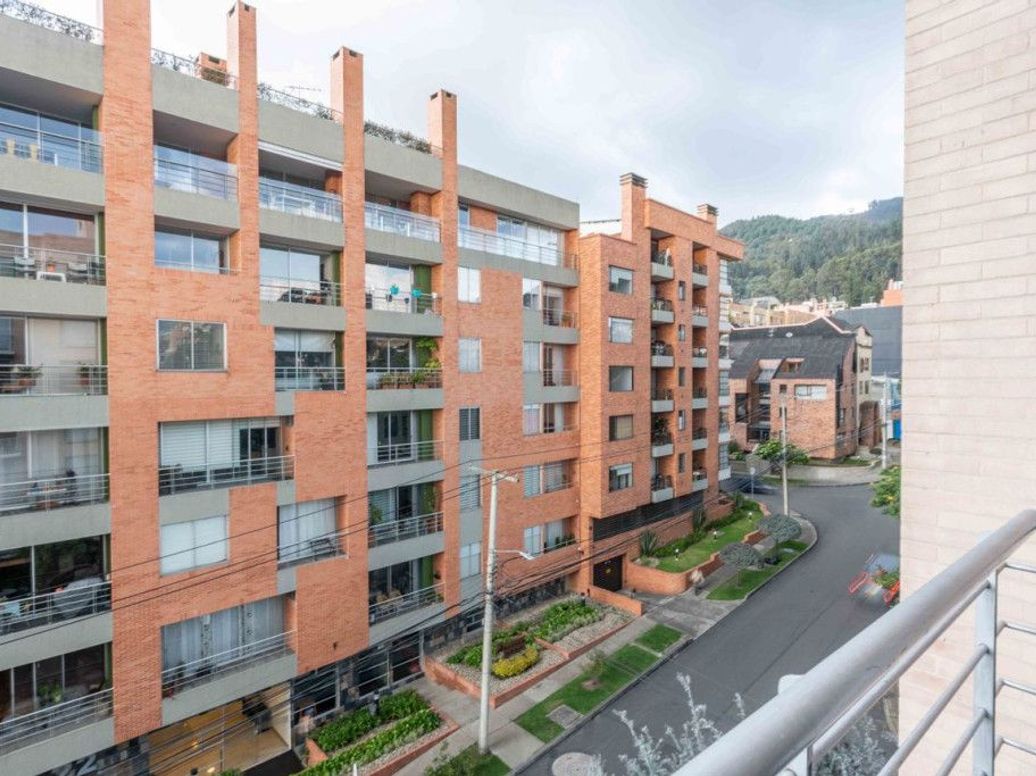 Apartamento de 2 alcobas en venta en Bella Suiza, Bogotá, 147 m² · foto 19 de 20
