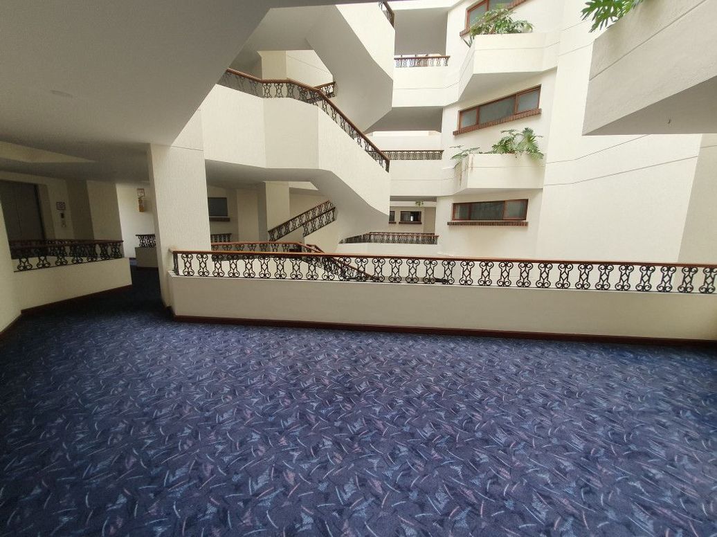 Apartamento de 5 alcobas en venta en Niza Suba, Bogotá, 257 m² · foto 5 de 20