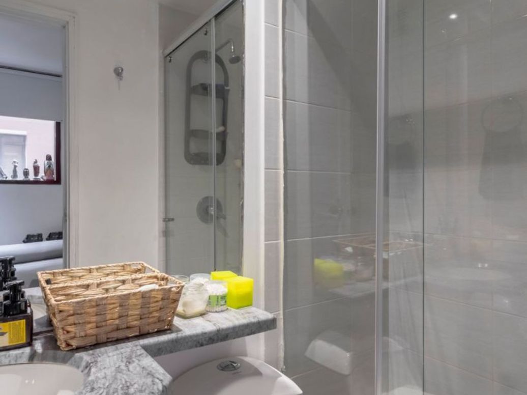 Apartamento de 3 alcobas en venta en Los Rosales, Bogotá, 86 m² · foto 9 de 14