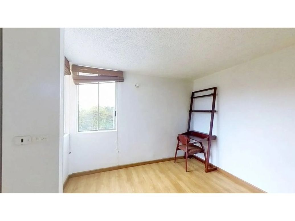 Apartamento de 2 alcobas en venta en Suba, Bogotá, 65 m² · foto 2 de 10