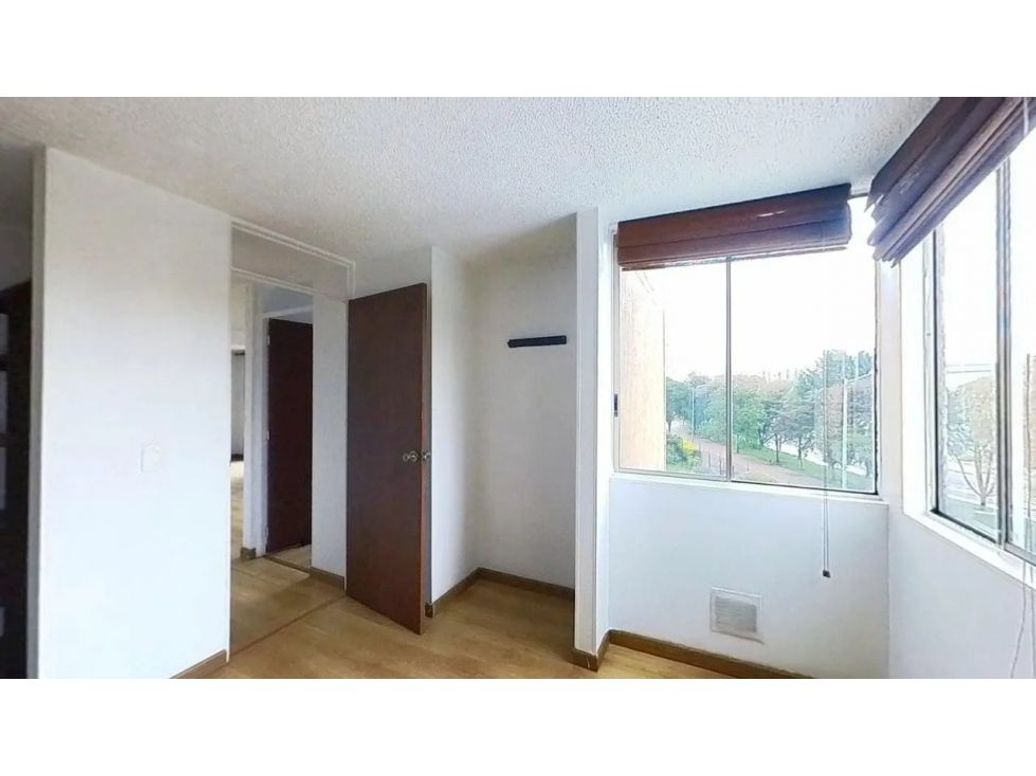 Apartamento de 2 alcobas en venta en Suba, Bogotá, 65 m² · foto 4 de 10