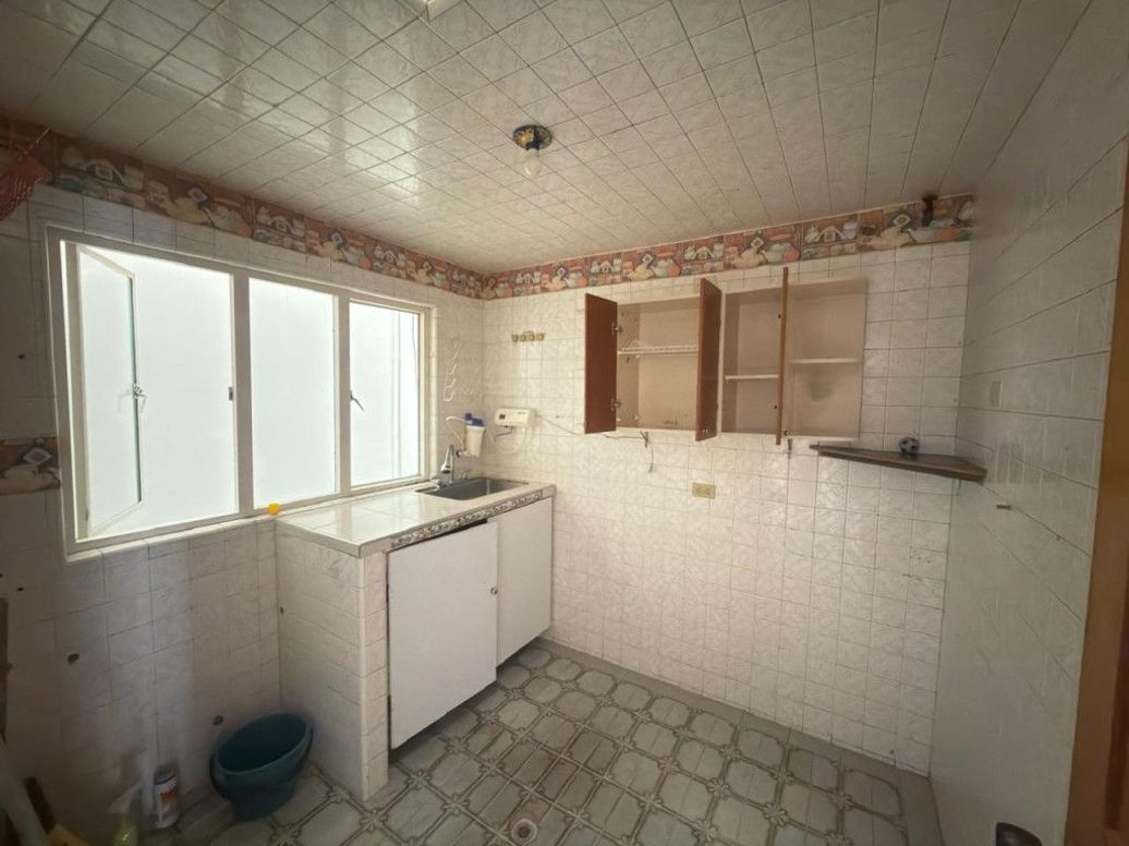 Casa de 6 alcobas en venta en Gustavo Restrepo, Bogotá, 252 m² · foto 17 de 20