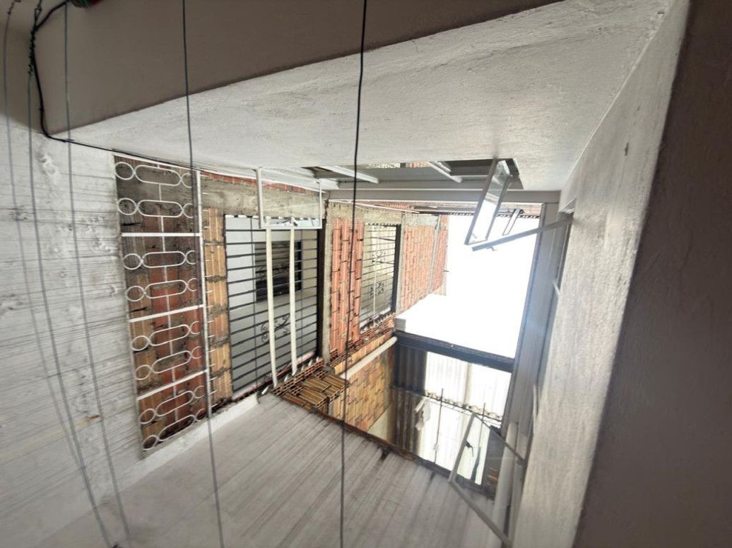 Casa de 6 alcobas en venta en Gustavo Restrepo, Bogotá, 252 m² · foto 13 de 20