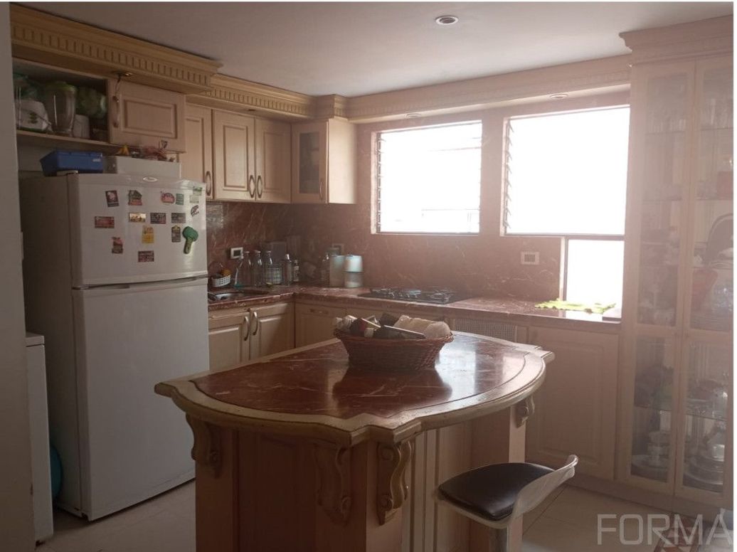 Apartamento de 3 alcobas en venta en Los Cedritos, Bogotá, 90 m² · foto 4 de 17