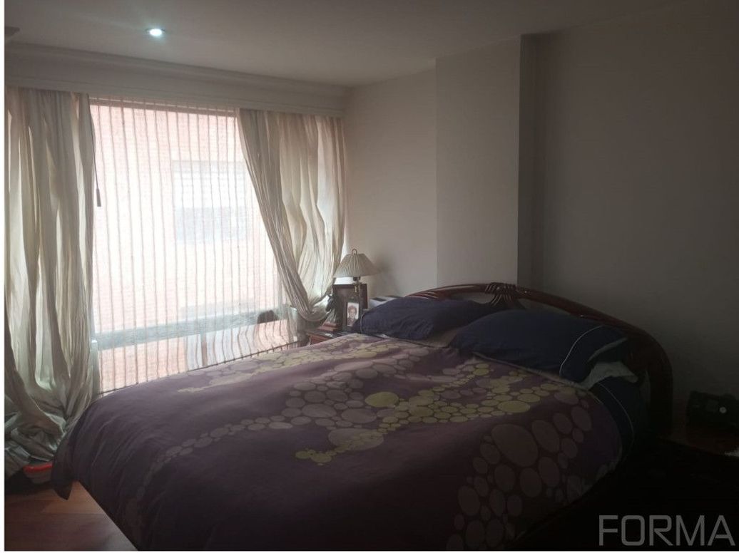 Apartamento de 3 alcobas en venta en Los Cedritos, Bogotá, 90 m² · foto 14 de 17