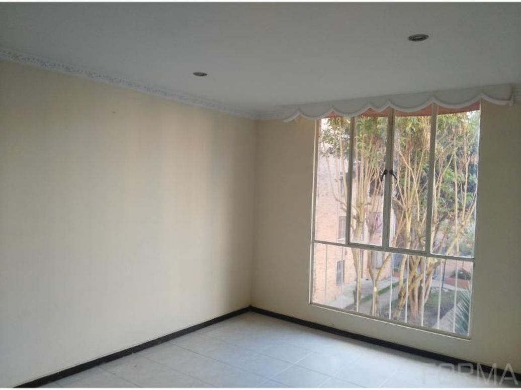 Apartamento de 2 alcobas en venta en Ub. Sabana De Tibabuyes, Bogotá, 53 m² · foto 2 de 10