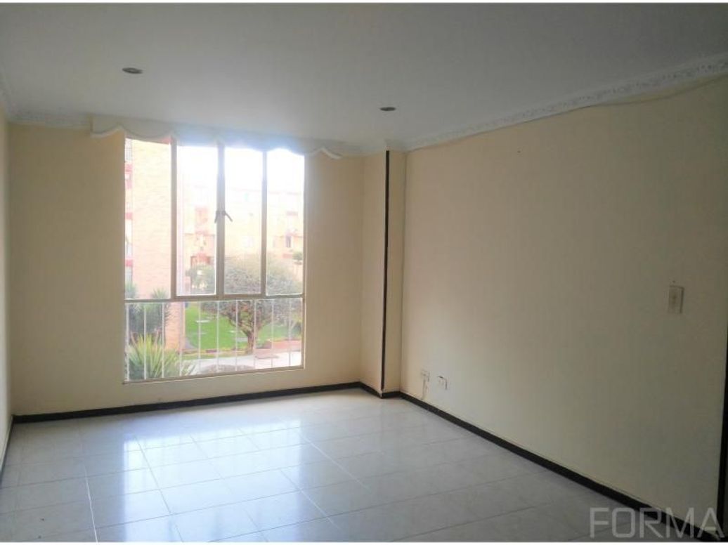 Apartamento de 2 alcobas en venta en Ub. Sabana De Tibabuyes, Bogotá, 53 m² · foto 3 de 10