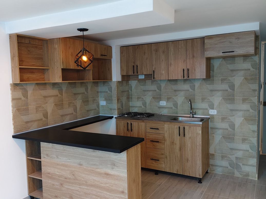 Apartamento de 2 alcobas en arriendo en Ciudad La Salle, Bogotá, 40 m² · foto 3 de 7
