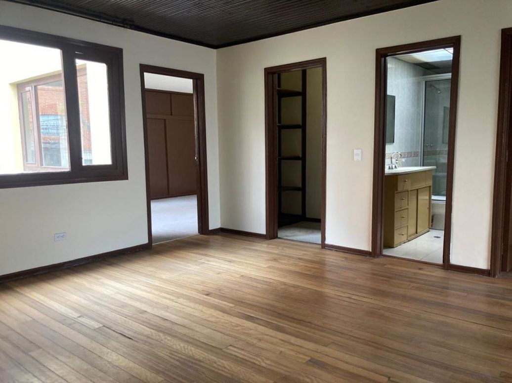 Casa de 4 alcobas en venta en Rincon Del Chicó, Bogotá, 300 m² · foto 6 de 17