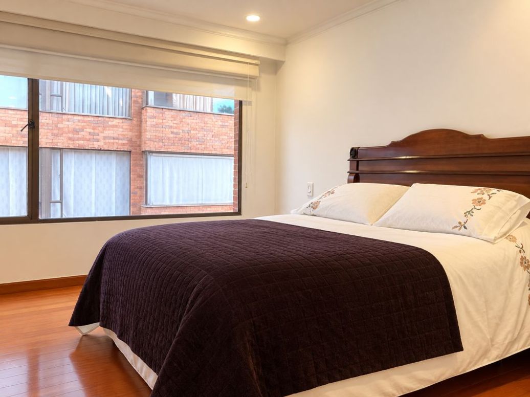 Apartamento de 4 alcobas en venta en La Carolina, Bogotá, 189 m² · foto 11 de 20