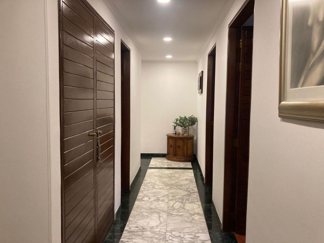 Apartamento de 4 alcobas en venta en La Carolina, Bogotá, 189 m² · foto 17 de 20