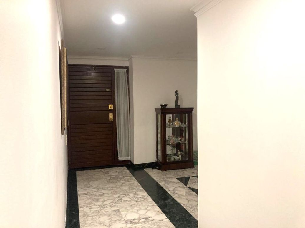 Apartamento de 4 alcobas en venta en La Carolina, Bogotá, 189 m² · foto 18 de 20