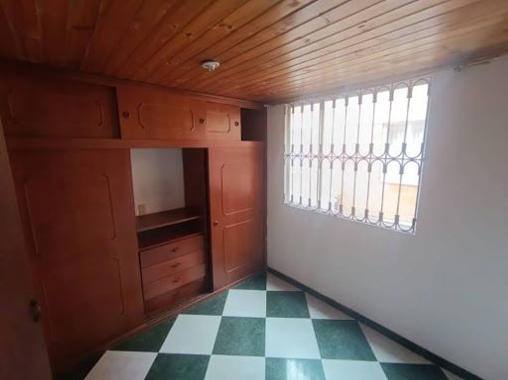 Casa de 4 alcobas en arriendo en Villa De Aranjuez, Bogotá, 110 m² · foto 6 de 20