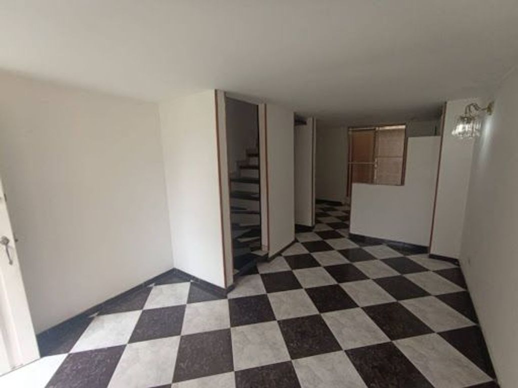 Casa de 4 alcobas en arriendo en Villa De Aranjuez, Bogotá, 110 m² · foto 12 de 20