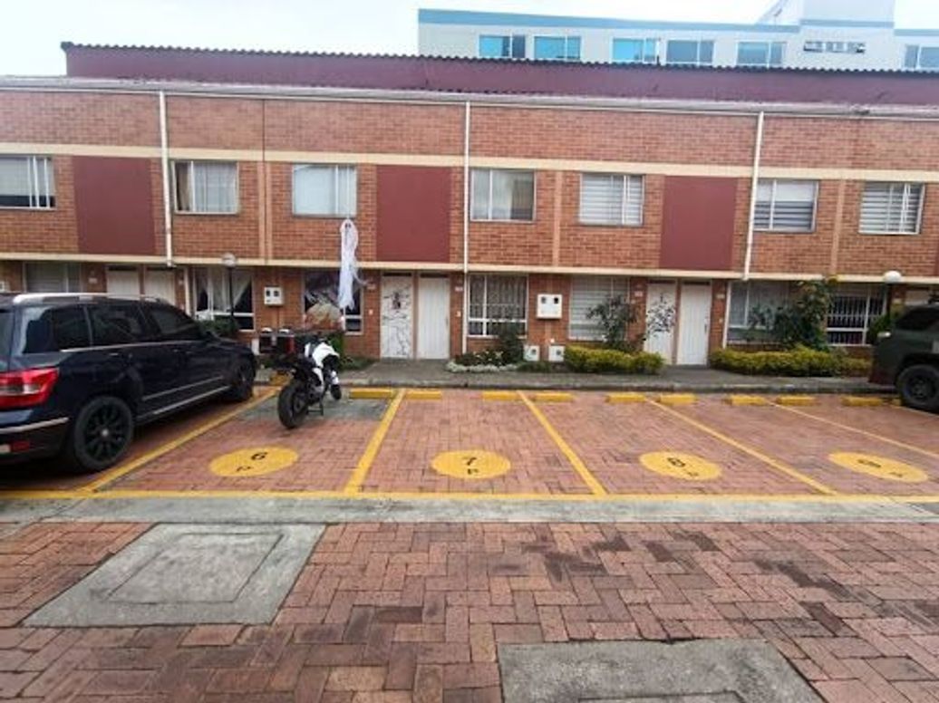 Casa de 4 alcobas en arriendo en Villa De Aranjuez, Bogotá, 110 m² · foto 19 de 20