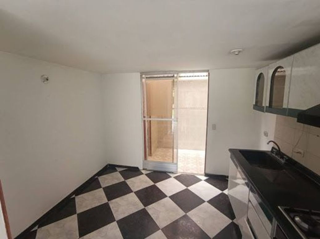 Casa de 4 alcobas en arriendo en Villa De Aranjuez, Bogotá, 110 m² · foto 5 de 20