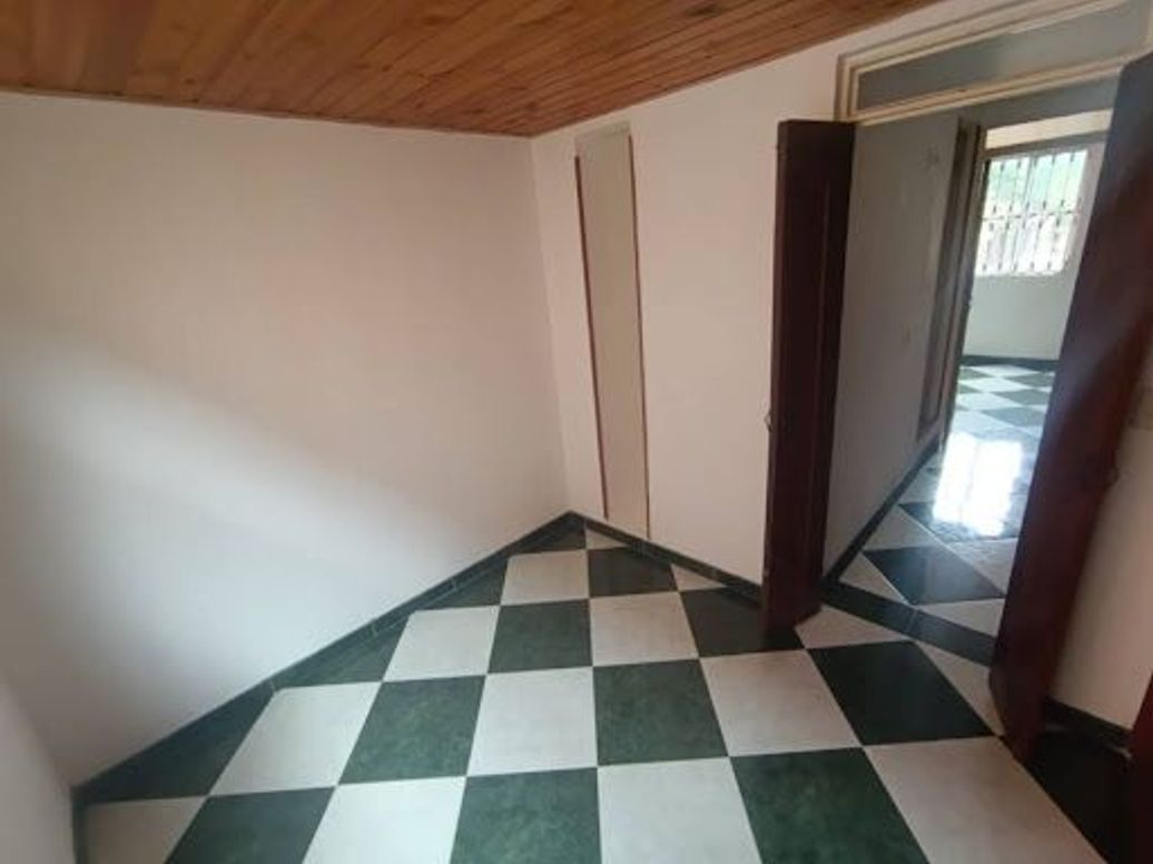 Casa de 4 alcobas en arriendo en Villa De Aranjuez, Bogotá, 110 m² · foto 18 de 20
