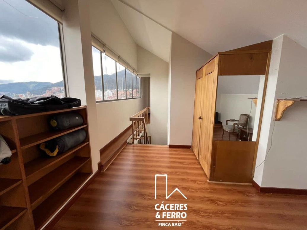 Apartamento de 3 alcobas en venta en El Nogal, Bogotá, 330 m² · foto 11 de 18