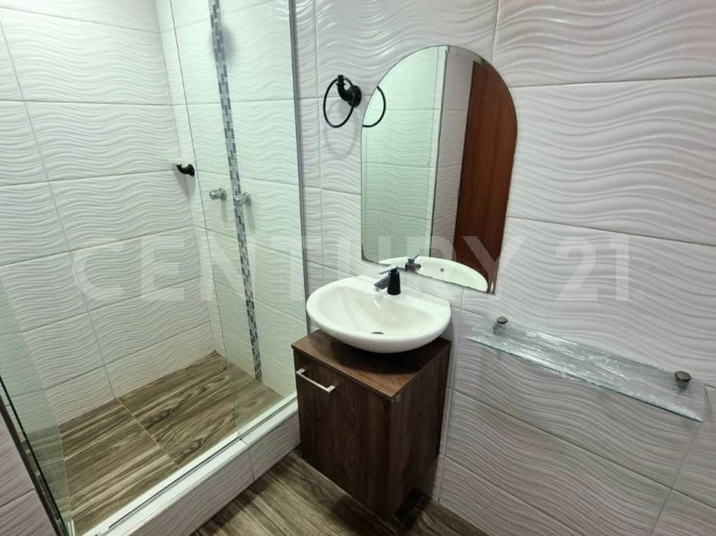 Apartamento de 3 alcobas en arriendo en Ciudad Salitre, Bogotá, 68 m² · foto 8 de 14