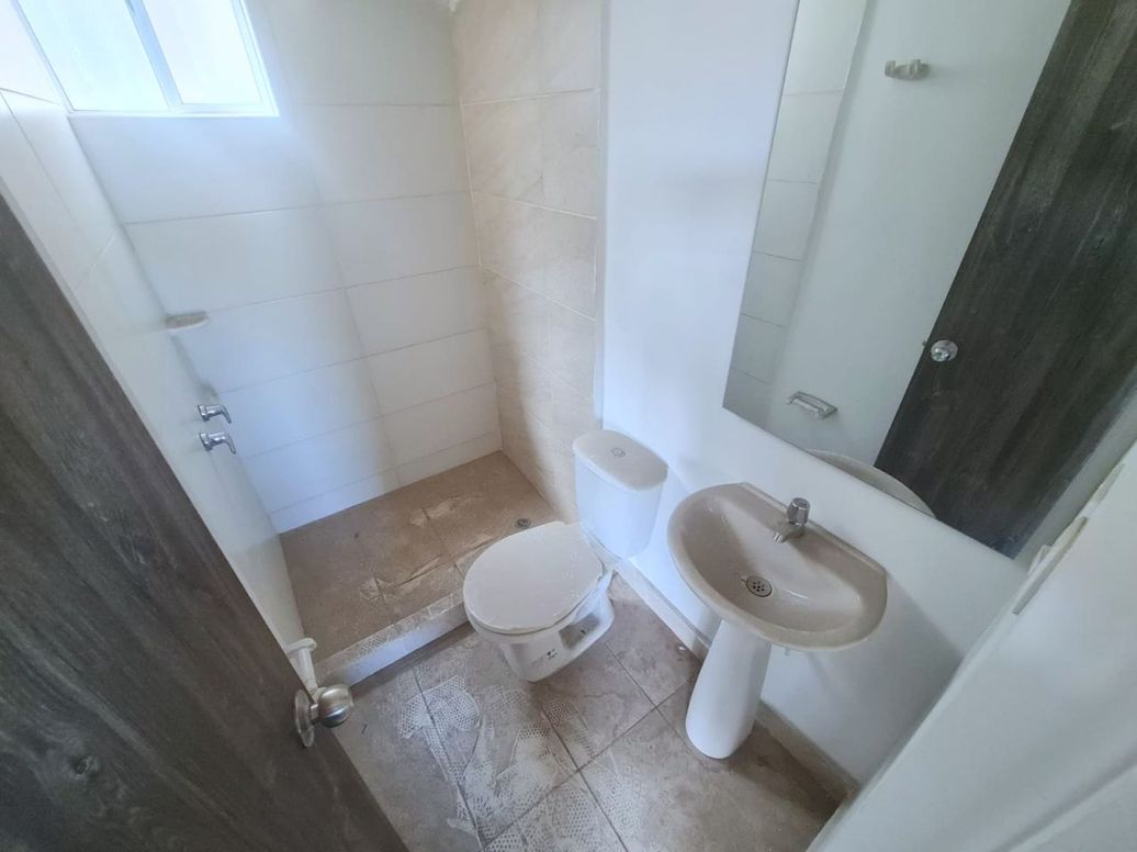 Apartamento de 3 alcobas en venta en La Picota, Bogotá, 52 m² · foto 8 de 9