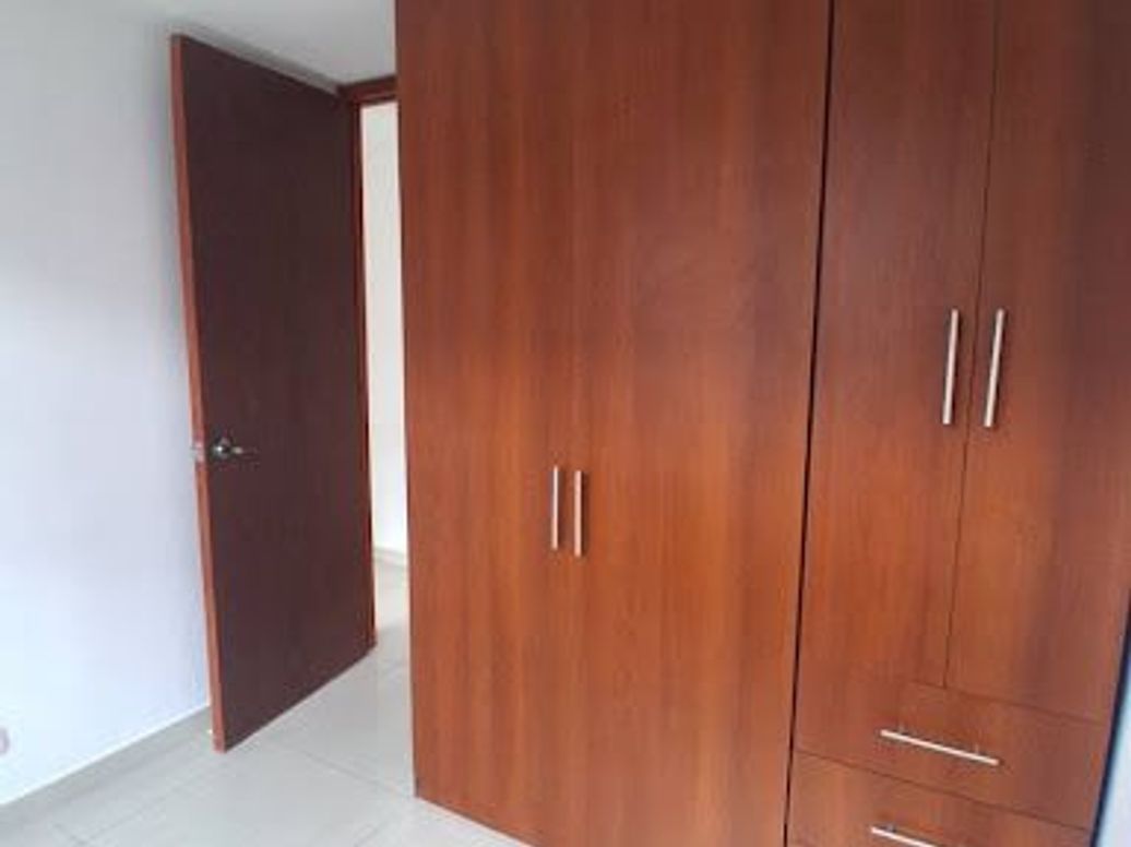 Apartamento de 3 alcobas en arriendo en Campo Alegre, Bogotá, 44 m² · foto 12 de 17
