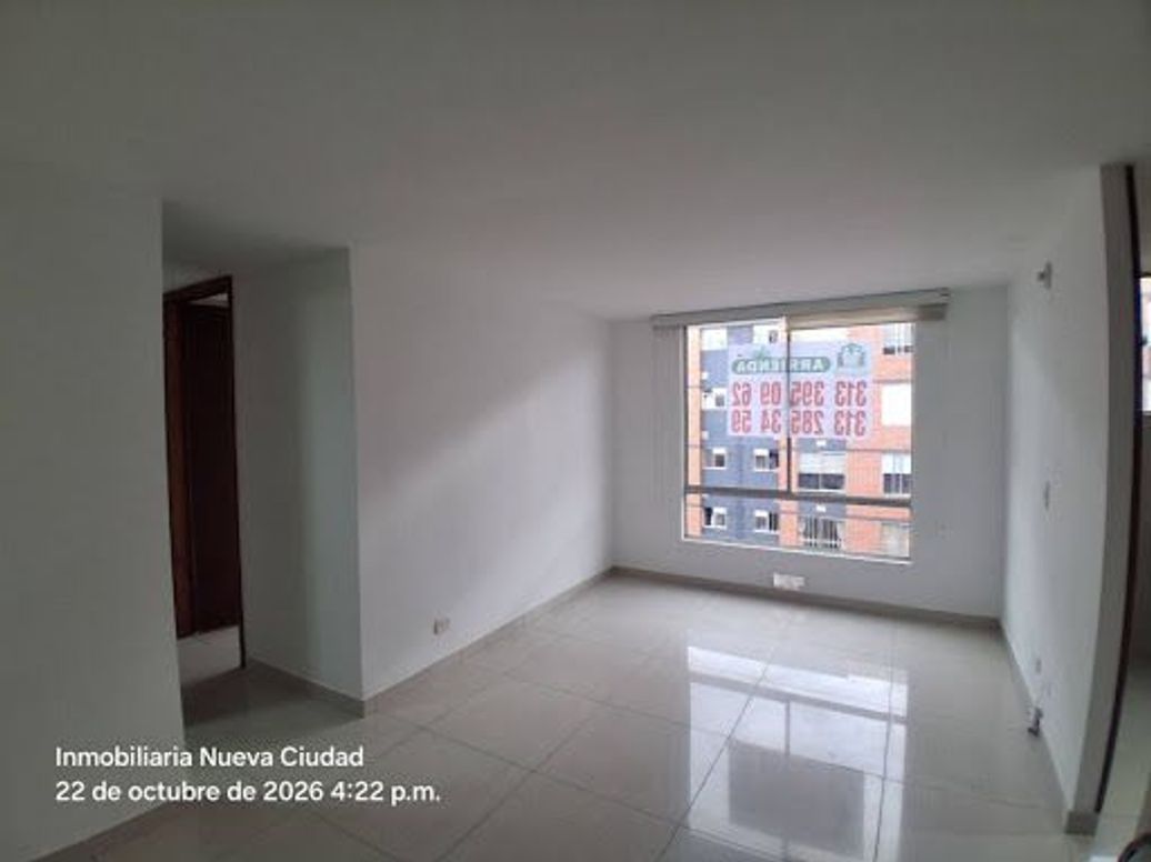 Apartamento de 3 alcobas en arriendo en Campo Alegre, Bogotá, 44 m² · foto 2 de 17