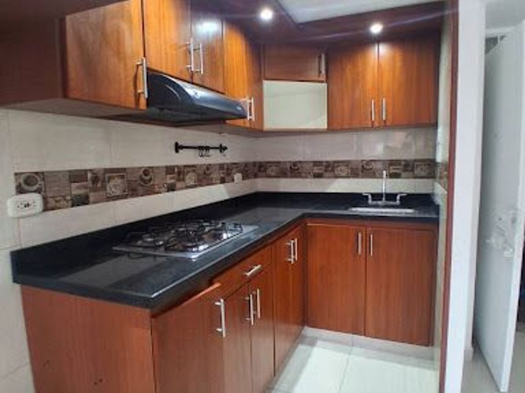 Apartamento de 3 alcobas en arriendo en Campo Alegre, Bogotá, 44 m² · foto 4 de 17