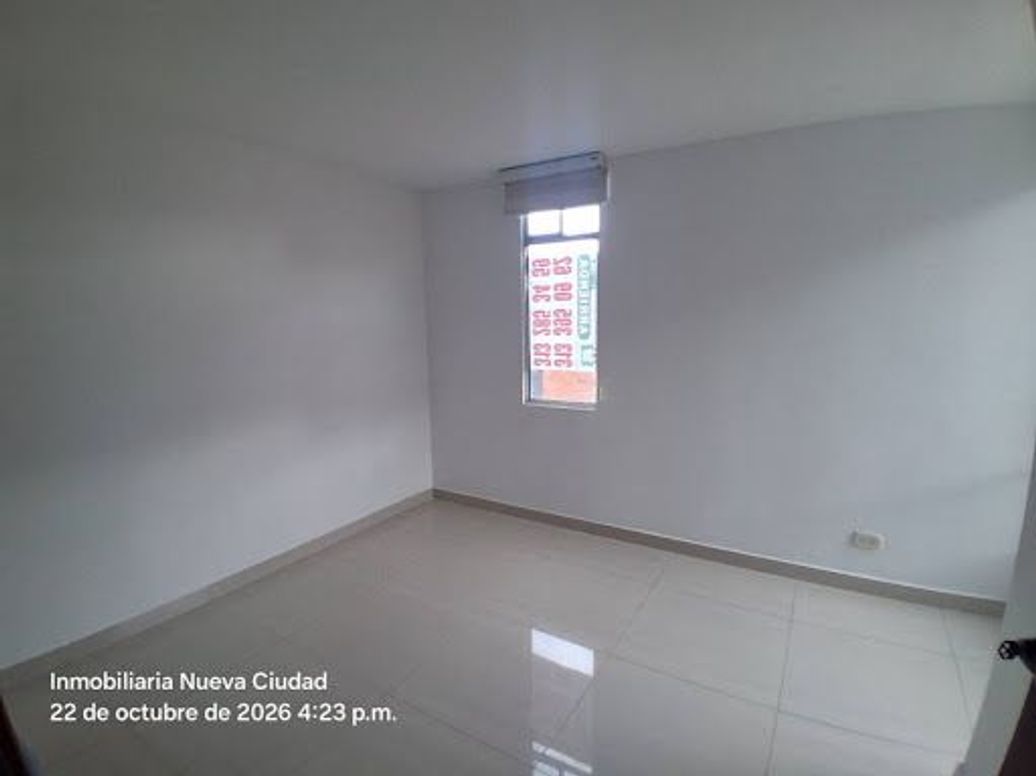 Apartamento de 3 alcobas en arriendo en Campo Alegre, Bogotá, 44 m² · foto 7 de 17