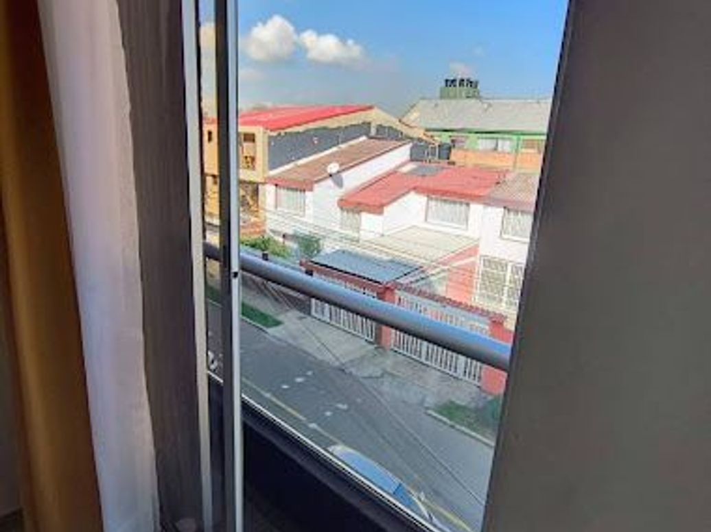 Apartamento de 2 alcobas en venta en Normandía, Bogotá, 71 m² · foto 9 de 20