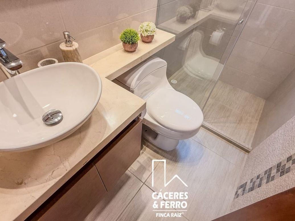 Apartamento de 3 alcobas en venta en Santa Barbara Oriental, Bogotá, 106 m² · foto 13 de 18