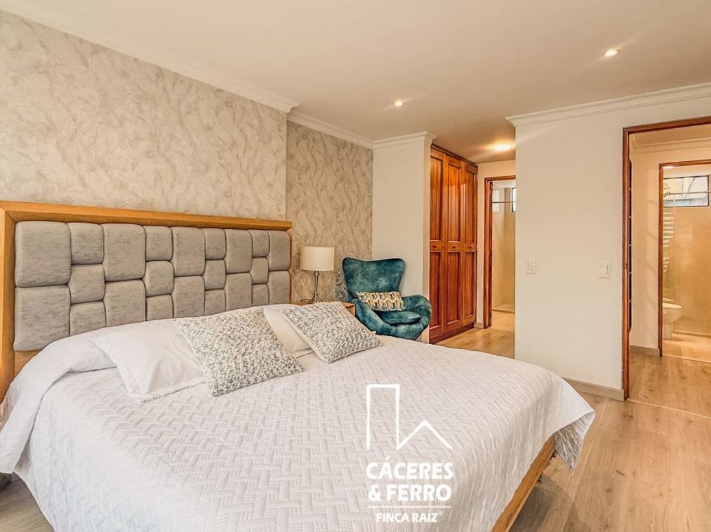 Apartamento de 3 alcobas en venta en Santa Barbara Oriental, Bogotá, 106 m² · foto 11 de 18