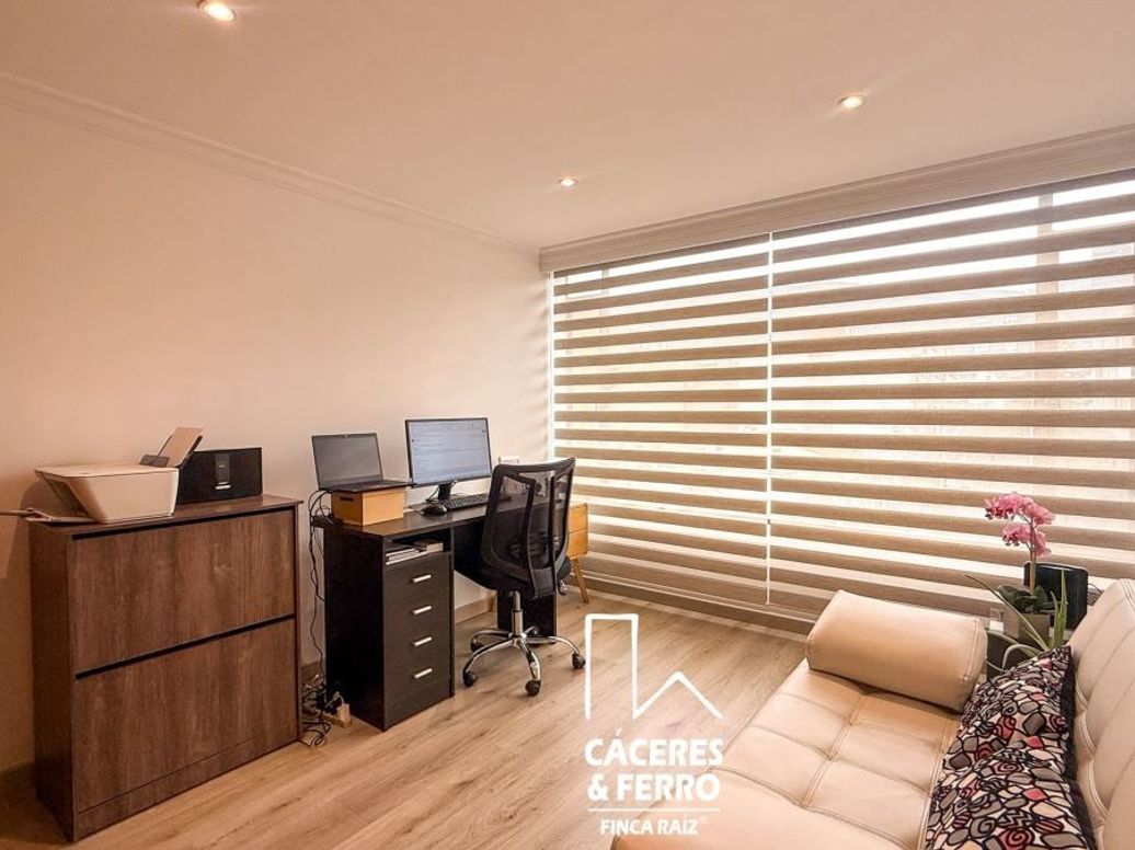 Apartamento de 3 alcobas en venta en Santa Barbara Oriental, Bogotá, 106 m² · foto 17 de 18