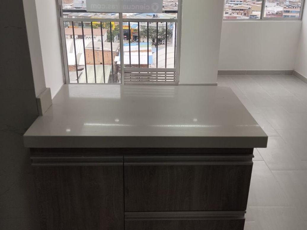 Apartamento de 2 alcobas en venta en Santander, Bogotá, 47 m² · foto 2 de 12