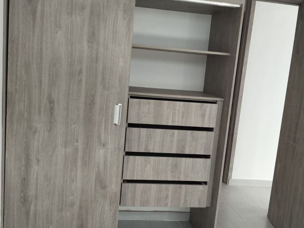 Apartamento de 2 alcobas en venta en Santander, Bogotá, 47 m² · foto 9 de 12
