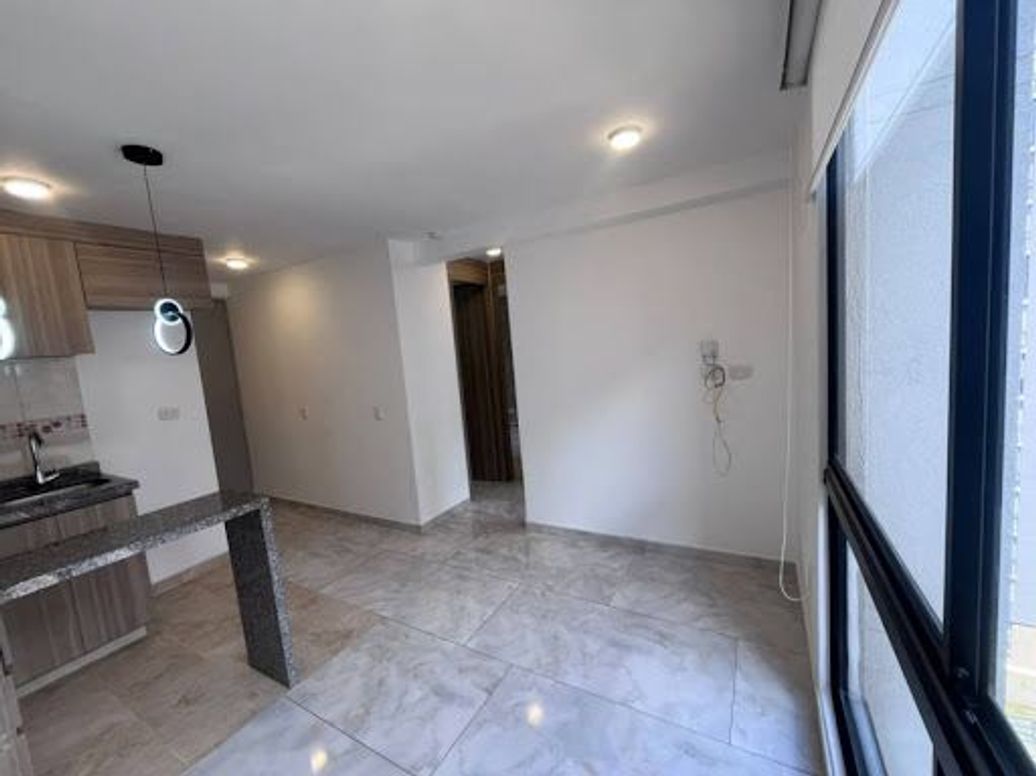 Apartamento de 2 alcobas en arriendo en Colina Campestre, Bogotá, 35 m² · foto 2 de 19