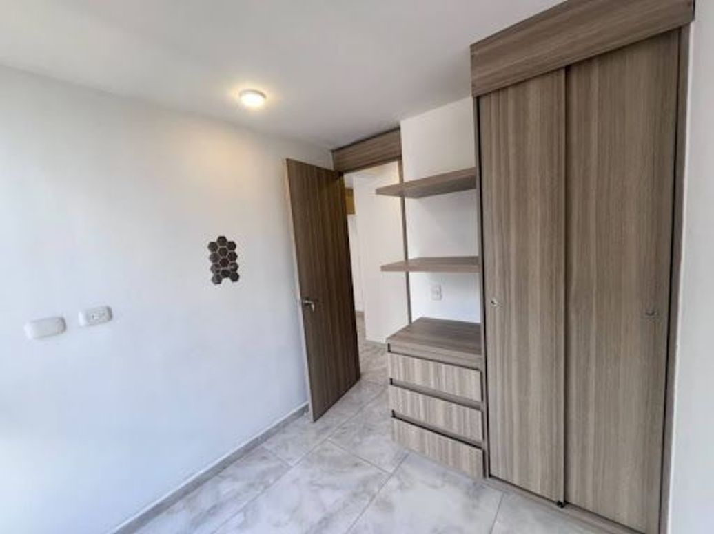 Apartamento de 2 alcobas en arriendo en Colina Campestre, Bogotá, 35 m² · foto 11 de 19
