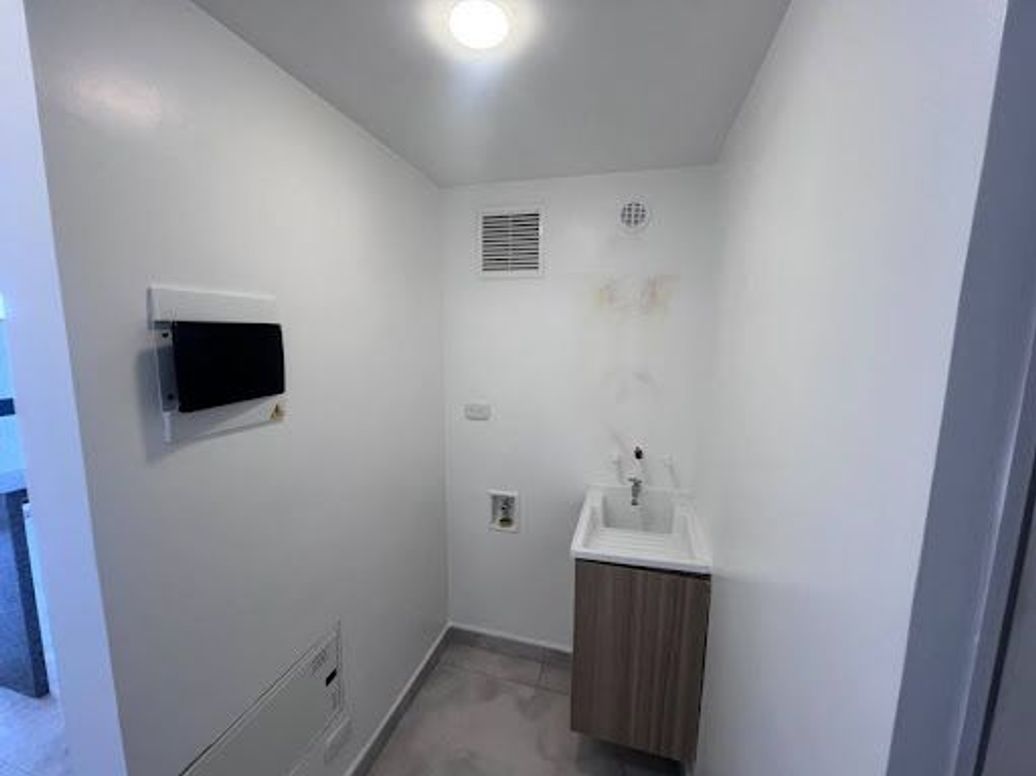 Apartamento de 2 alcobas en arriendo en Colina Campestre, Bogotá, 35 m² · foto 9 de 19